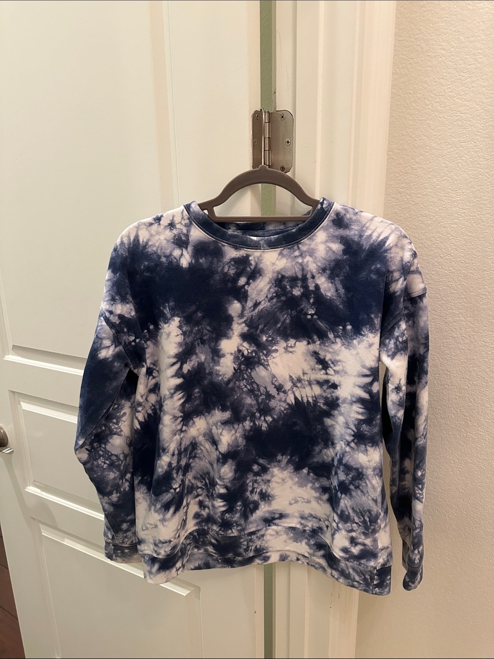 abercrombie kids Navy & White Tie-Dye Crewneck Pullover